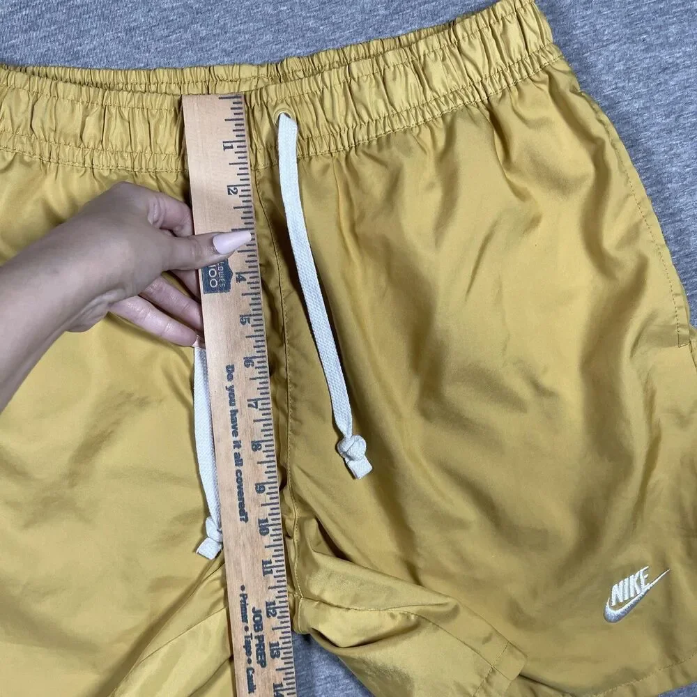 Nike Swim Trunks Mens M Yellow Mesh Lined Drawstring Pockets Quick Dry Athletic